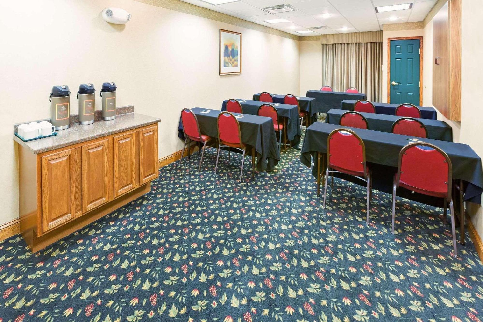Country Inn & Suites By Radisson, Chambersburg, Pa Esterno foto
