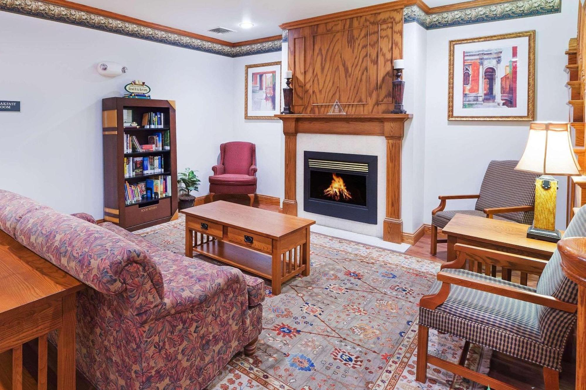 Country Inn & Suites By Radisson, Chambersburg, Pa Esterno foto